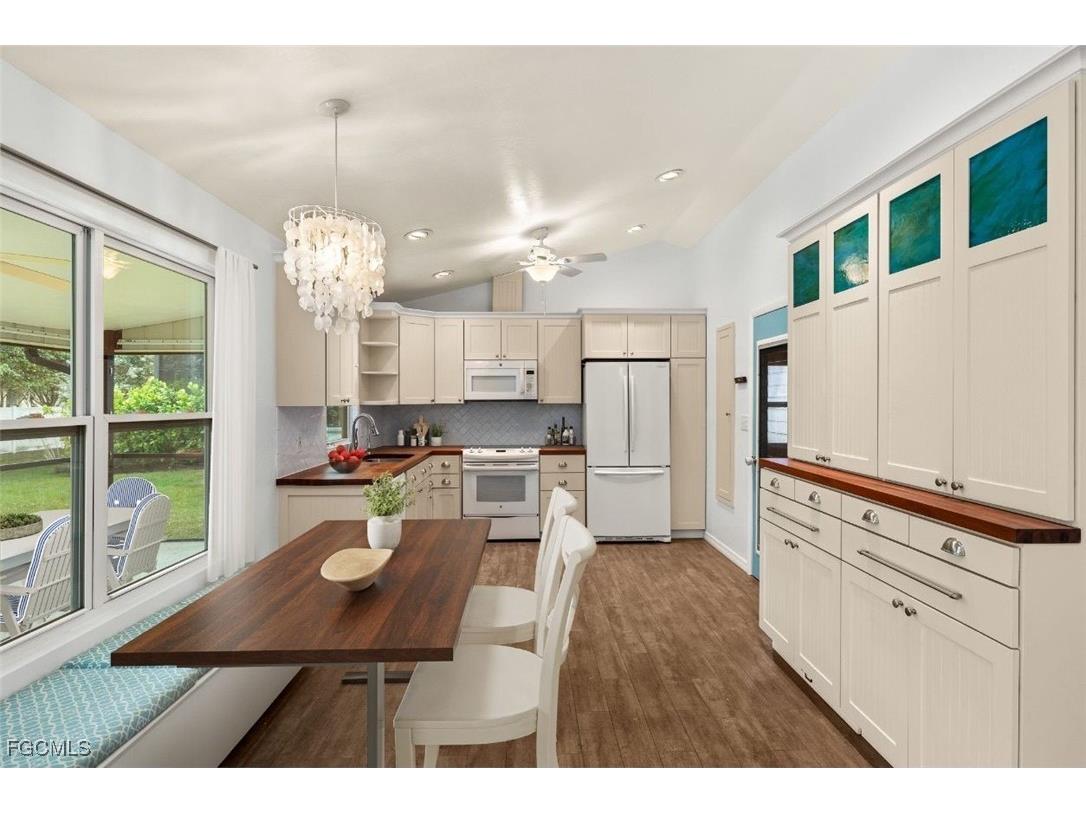 3605 Sudbury Lane Bonita Springs FL 34134 2026005798 image5