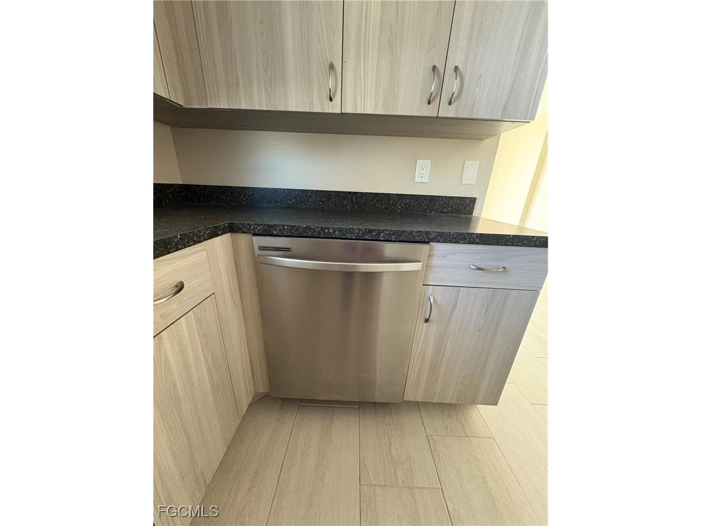 3608 SW 7th Place Cape Coral FL 33914 2025025939 image7