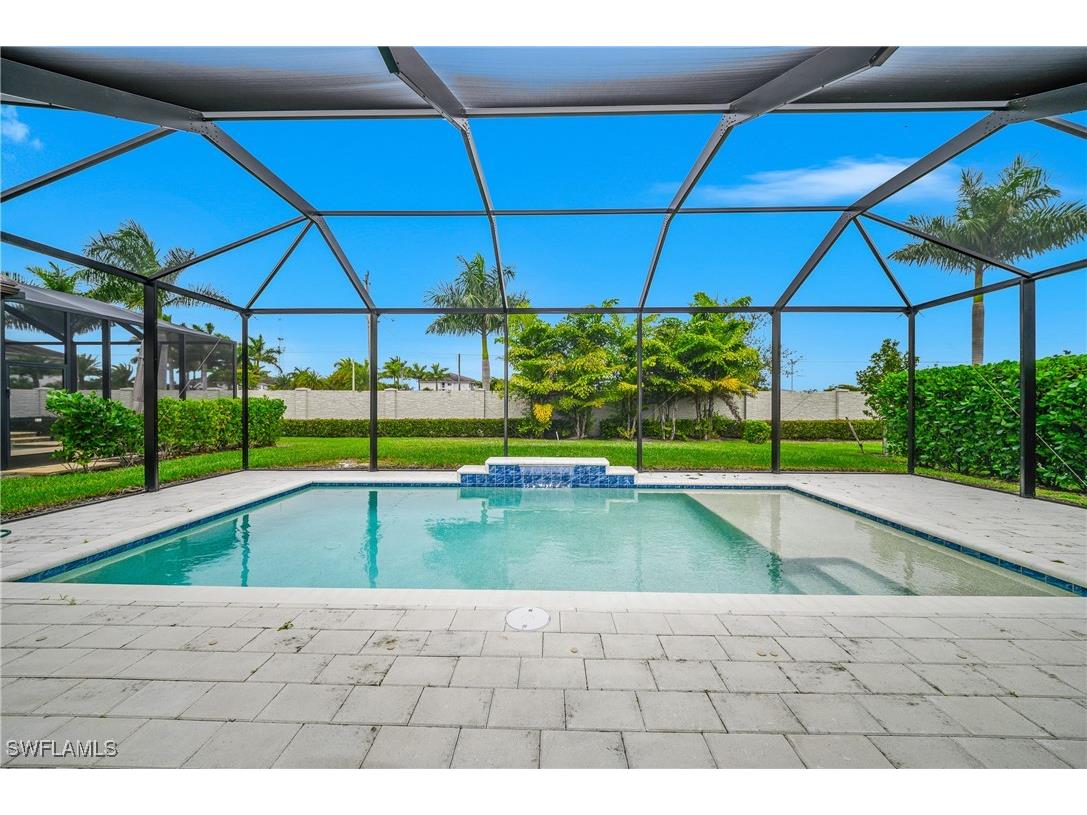 3608 Sapphire Cove Circle Naples FL 34114 225083360 image1