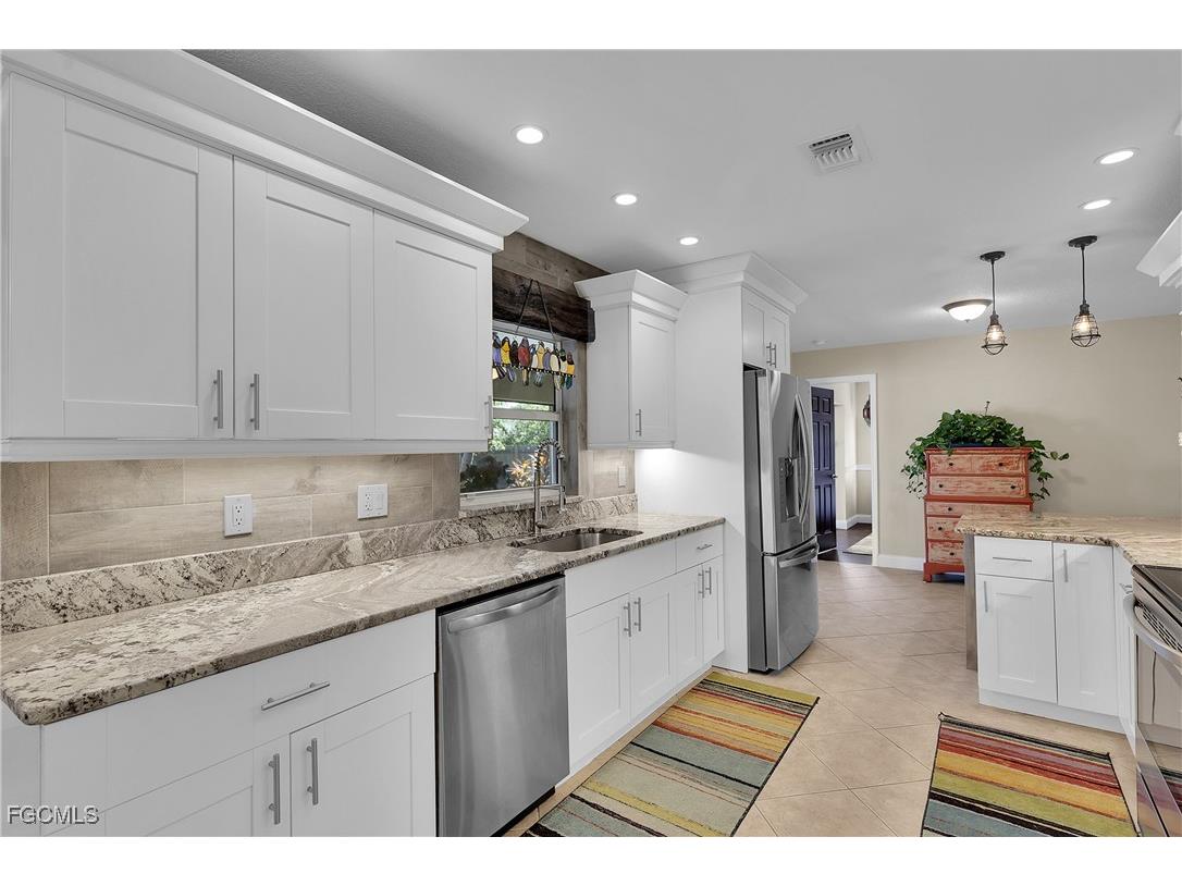 3609 SE 4th Avenue Cape Coral FL 33904 2025026015 image17