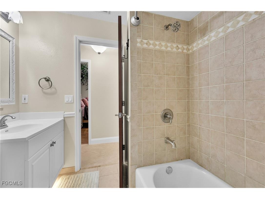 3609 SE 4th Avenue Cape Coral FL 33904 2025026015 image36