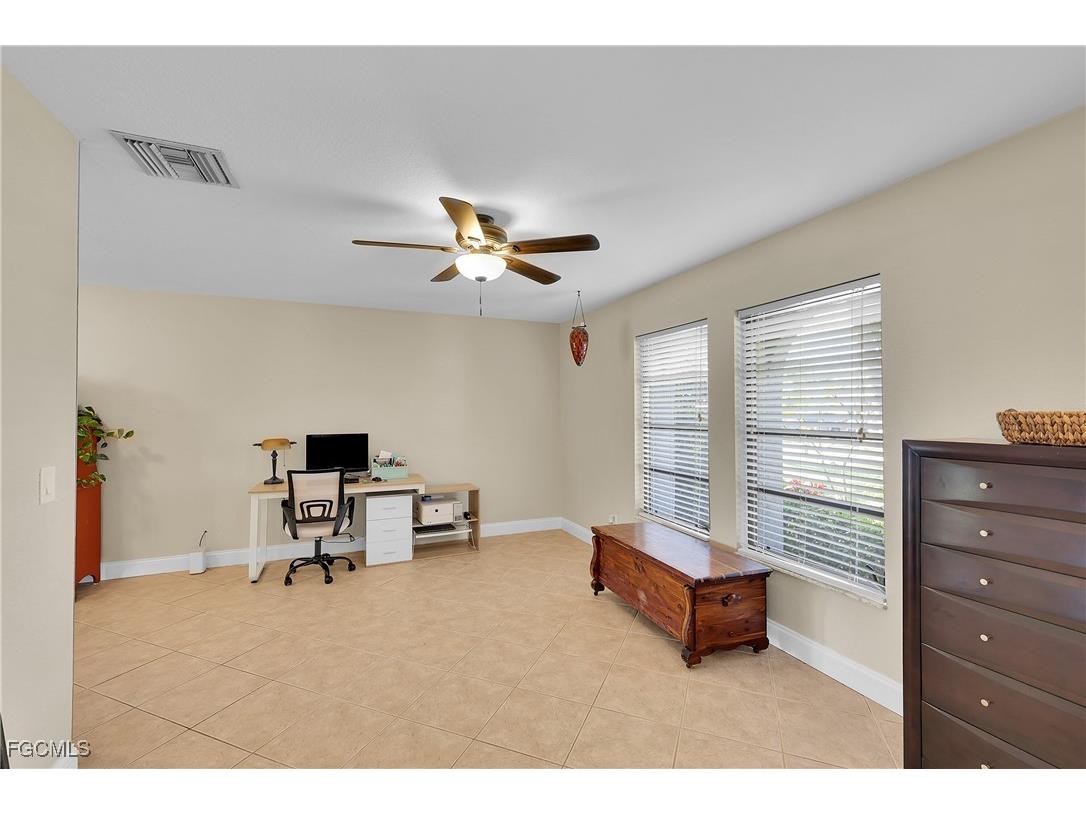 3609 SE 4th Avenue Cape Coral FL 33904 2025026015 image8