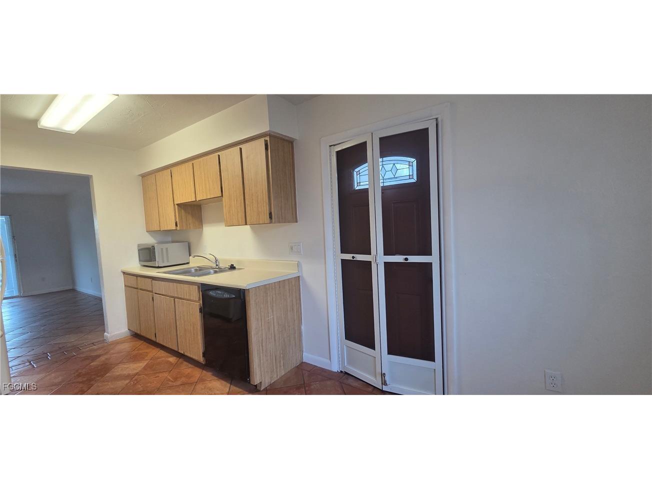 3609 SE 9th Place #1 Cape Coral FL 33904 2026004702 image7