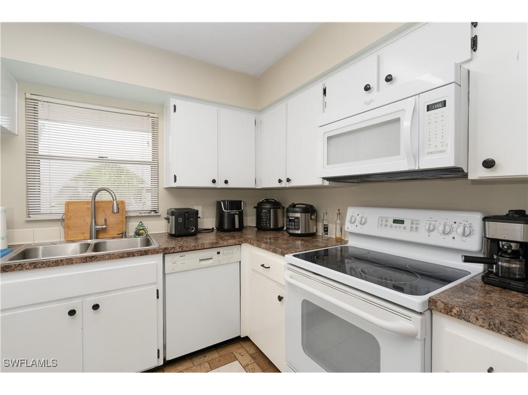 3609 SE 9th Place Cape Coral FL 33904 2025001580 image22