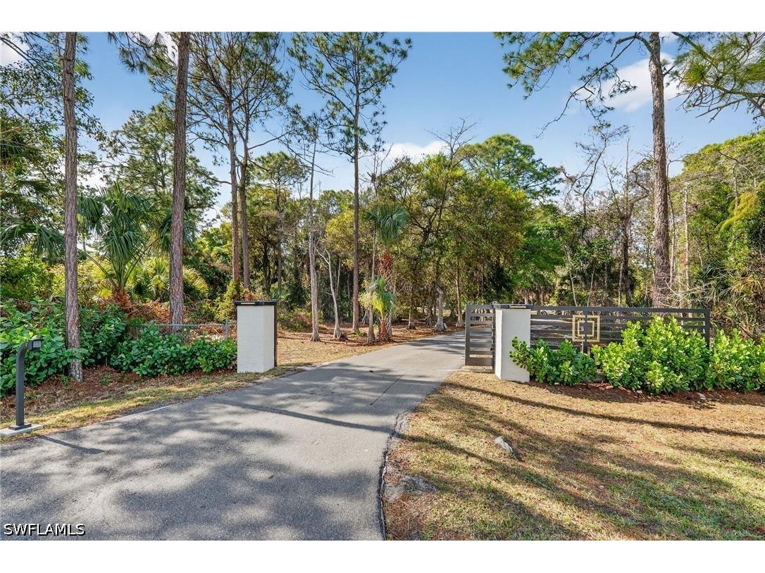361 27th Street SW Naples FL 34117 226023265 image2