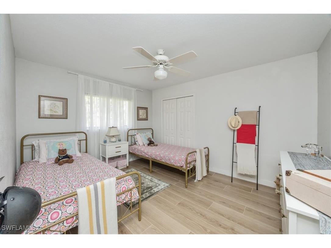 361 9th Street NW Naples FL 34120 225076636 image18