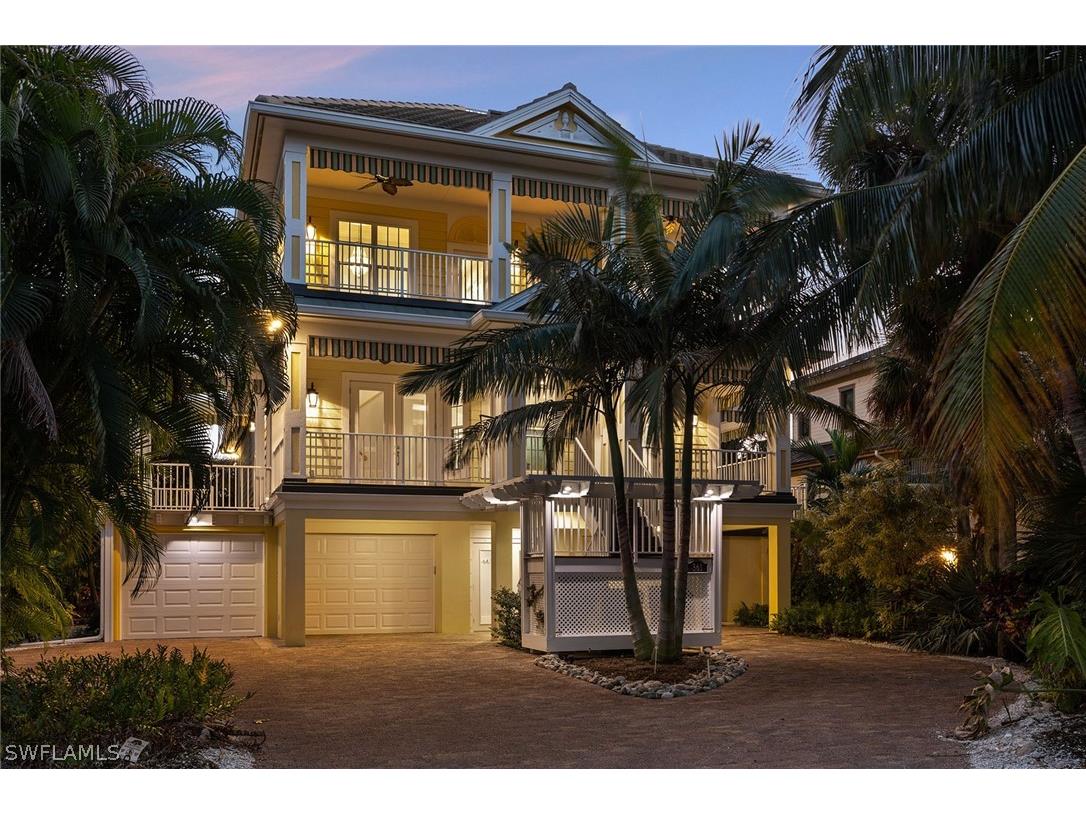 361 Periwinkle Court Marco Island FL 34145 223001041 image1