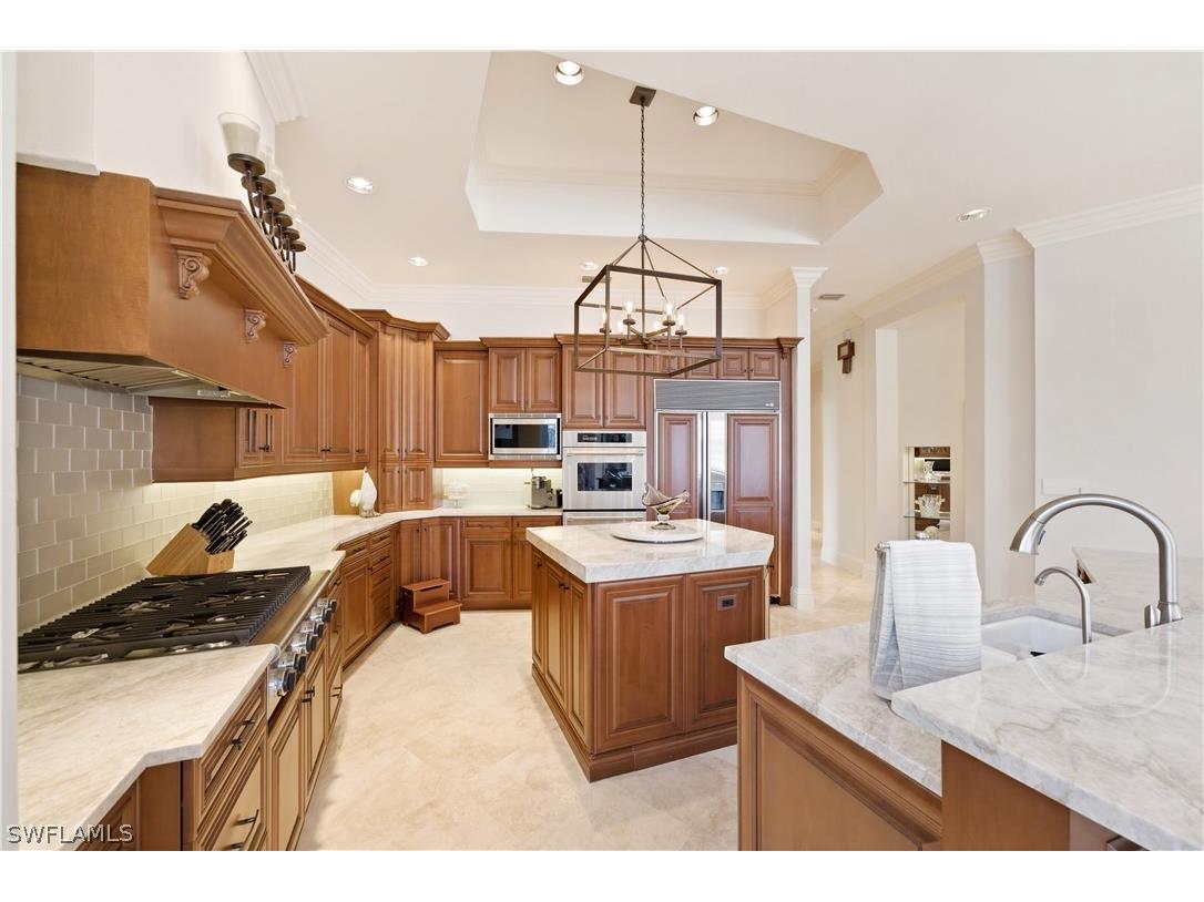 361 Pirates Bight Naples FL 34103 226010046 image12