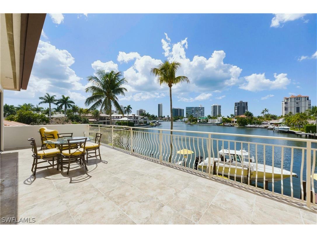 361 Pirates Bight Naples FL 34103 226010046 image30