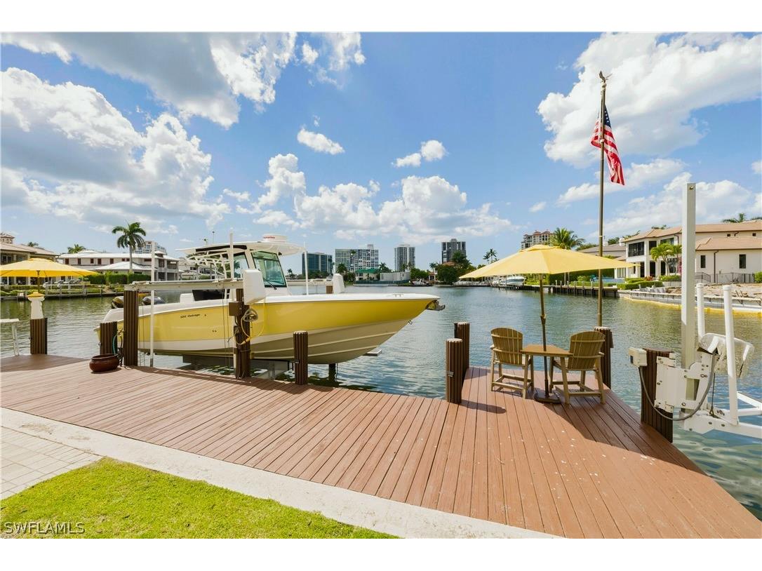 361 Pirates Bight Naples FL 34103 226010046 image45