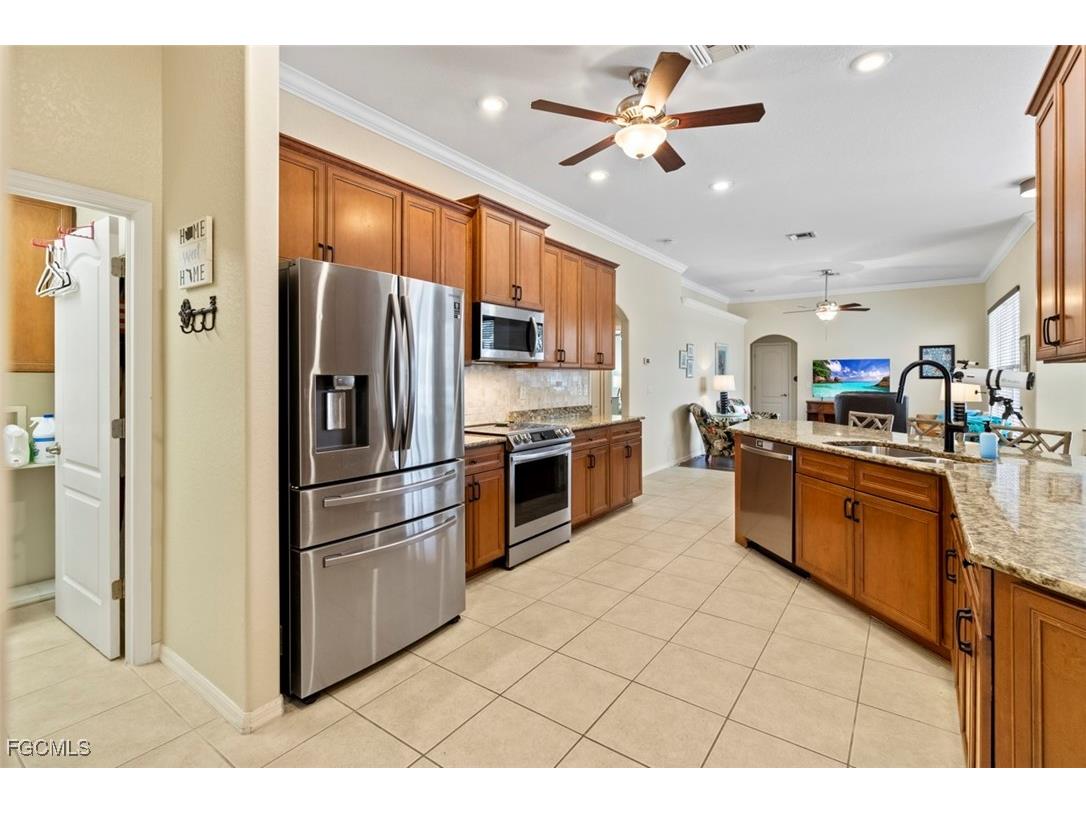 3610 NW 2nd Street Cape Coral FL 33993 2025007667 image5