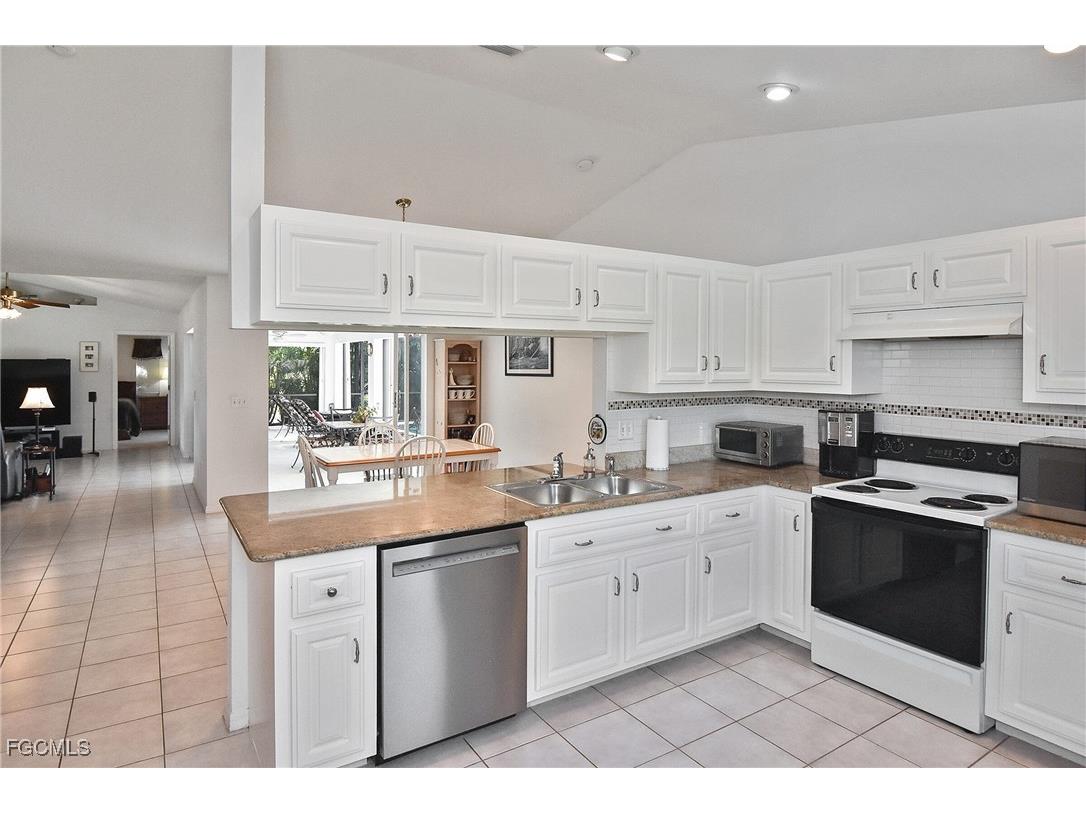 3610 Tropicana Parkway W Cape Coral FL 33993 2026001898 image27