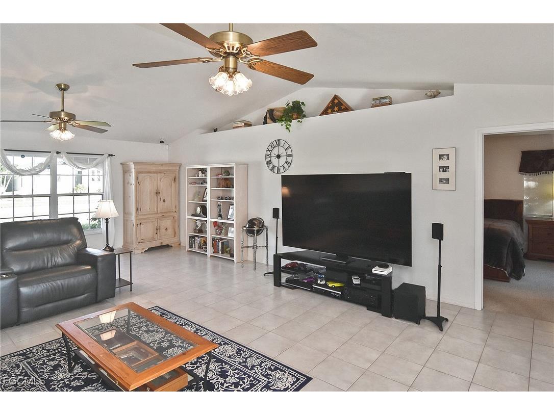 3610 Tropicana Parkway W Cape Coral FL 33993 2026001898 image38