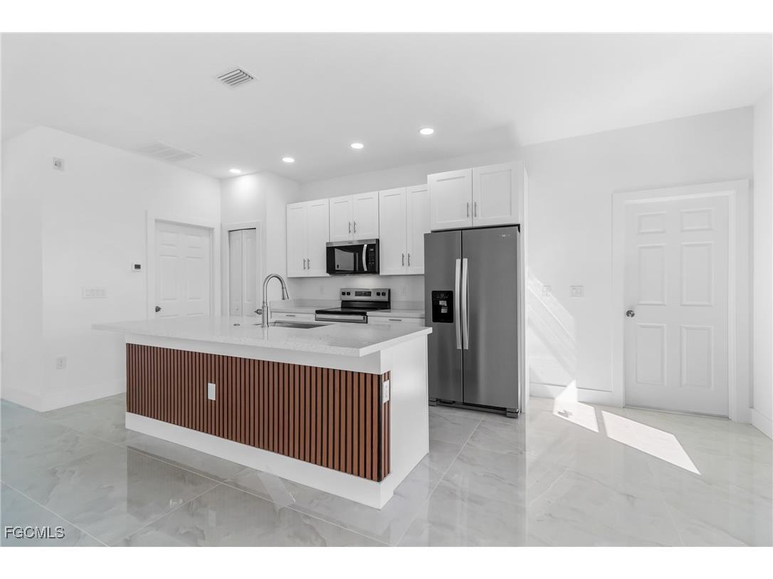 3611 18th Street SW Lehigh Acres FL 33976 2025017218 image29