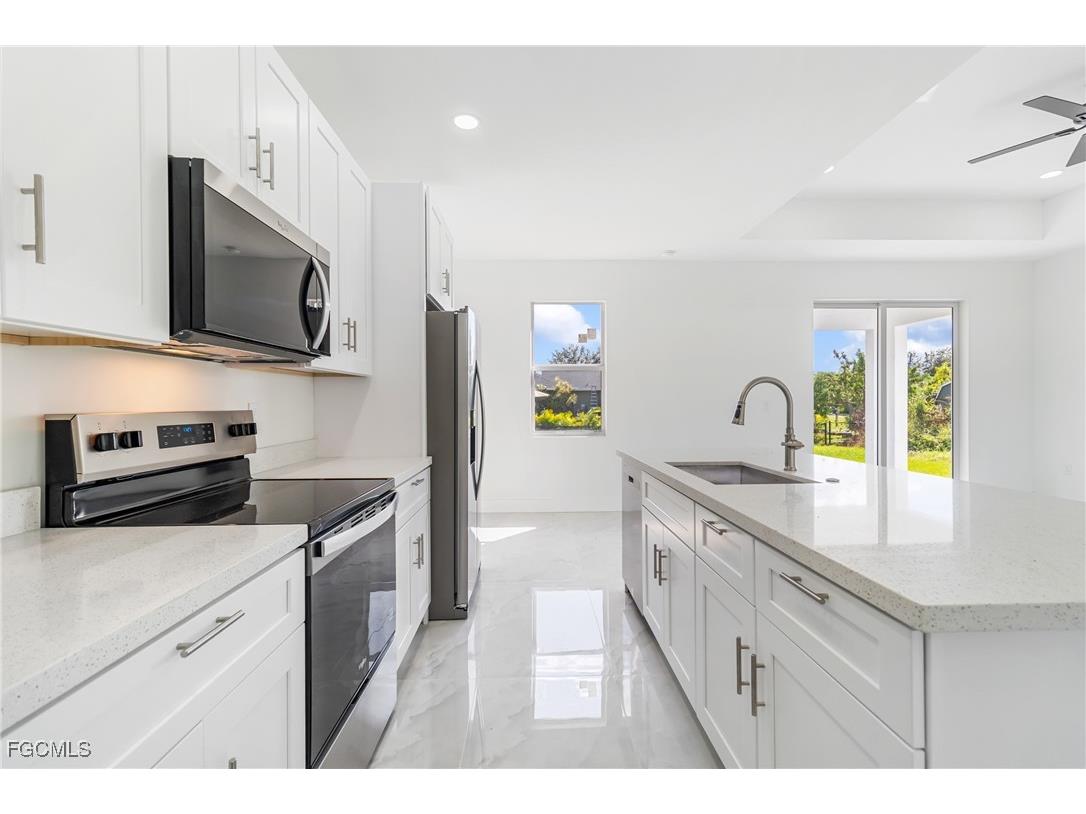 3611 18th Street SW Lehigh Acres FL 33976 2025017218 image3