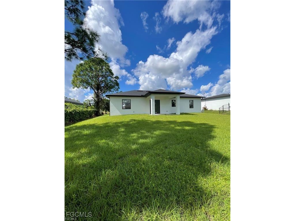 3611 34th Street SW Lehigh Acres FL 33976 2025024885 image11