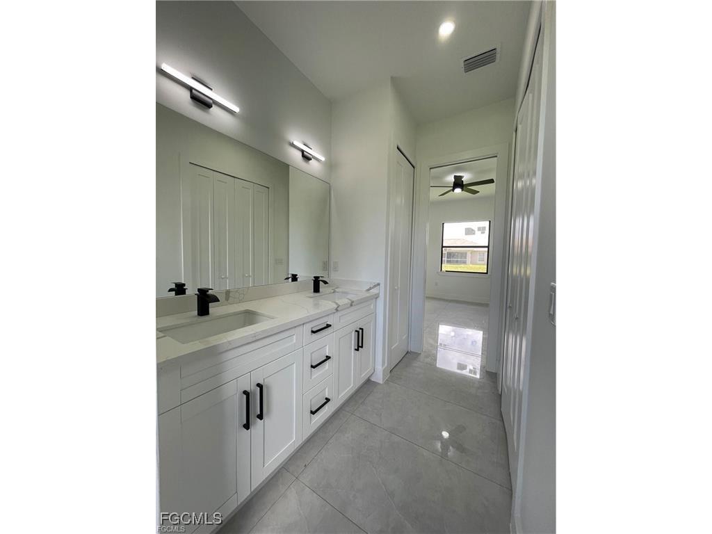 3611 34th Street SW Lehigh Acres FL 33976 2025024885 image8