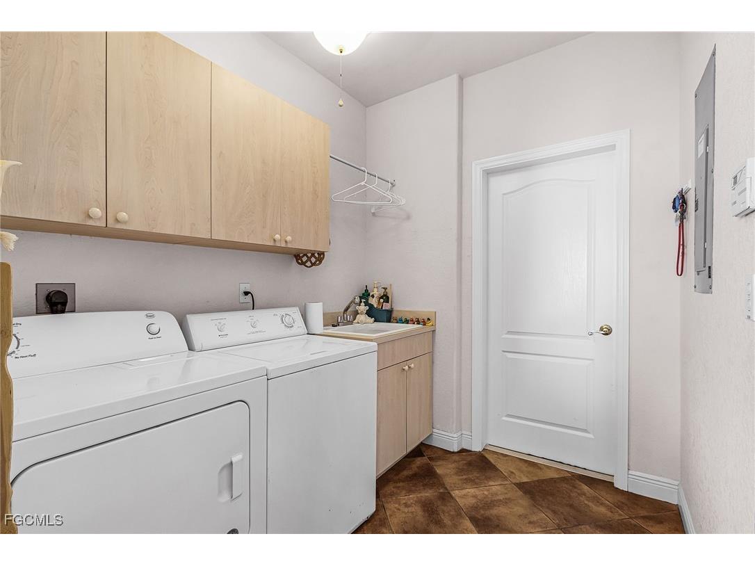 3611 NW 14th Street Cape Coral FL 33993 2025023793 image19