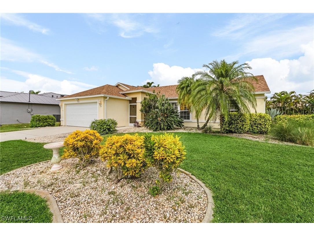 3611 SE Santa Barbara Place Cape Coral FL 33904 223064908 image1