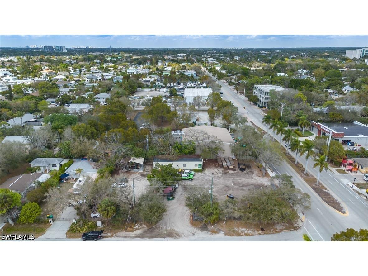 3612 Bayshore Drive Naples FL 34112 226013187 image1