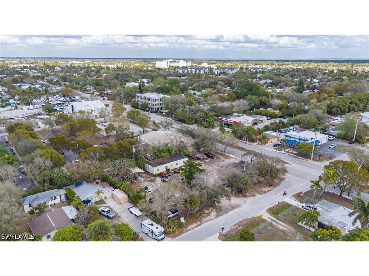 3612 Bayshore Drive Naples FL 34112 226013187 image17