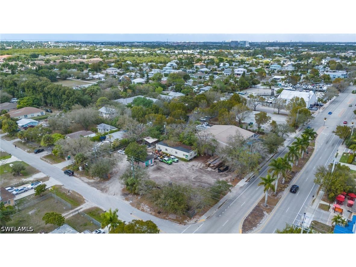 3612 Bayshore Drive Naples FL 34112 226013187 image3