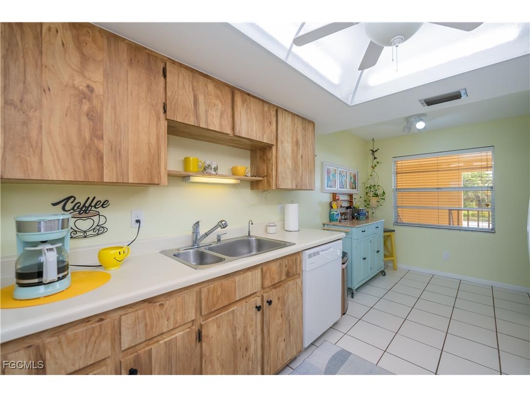 3612 SE 12th Avenue #6 Cape Coral FL 33904 2025011588 image19