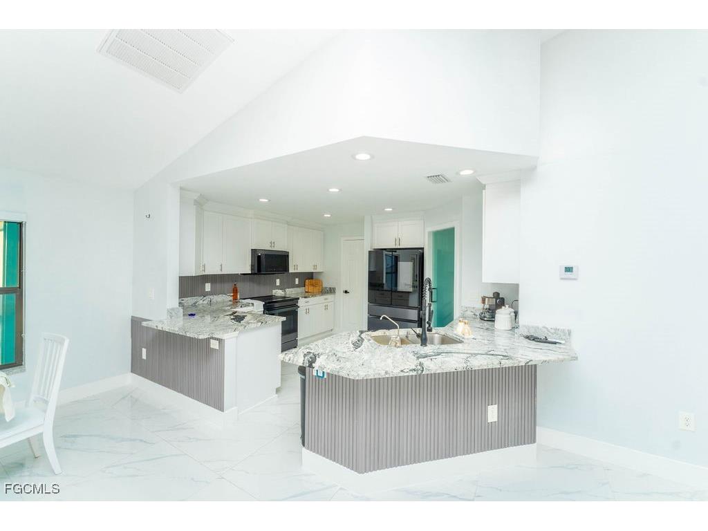 3613 39th Street SW Lehigh Acres FL 33976 2025023101 image16