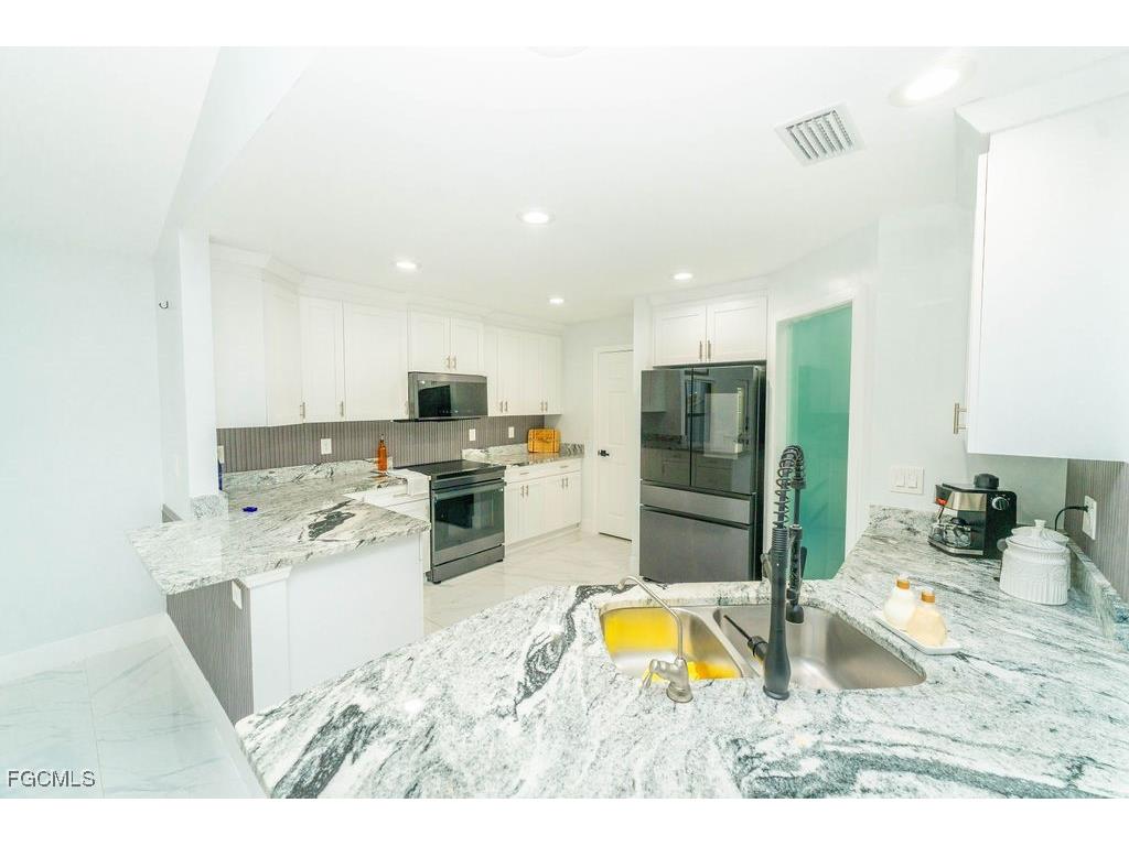 3613 39th Street SW Lehigh Acres FL 33976 2025023101 image19