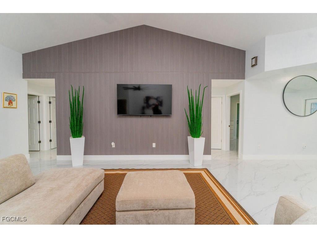 3613 39th Street SW Lehigh Acres FL 33976 2025023101 image3