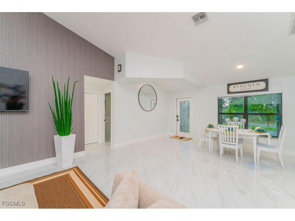 3613 39th Street SW Lehigh Acres FL 33976 2025023101 image9