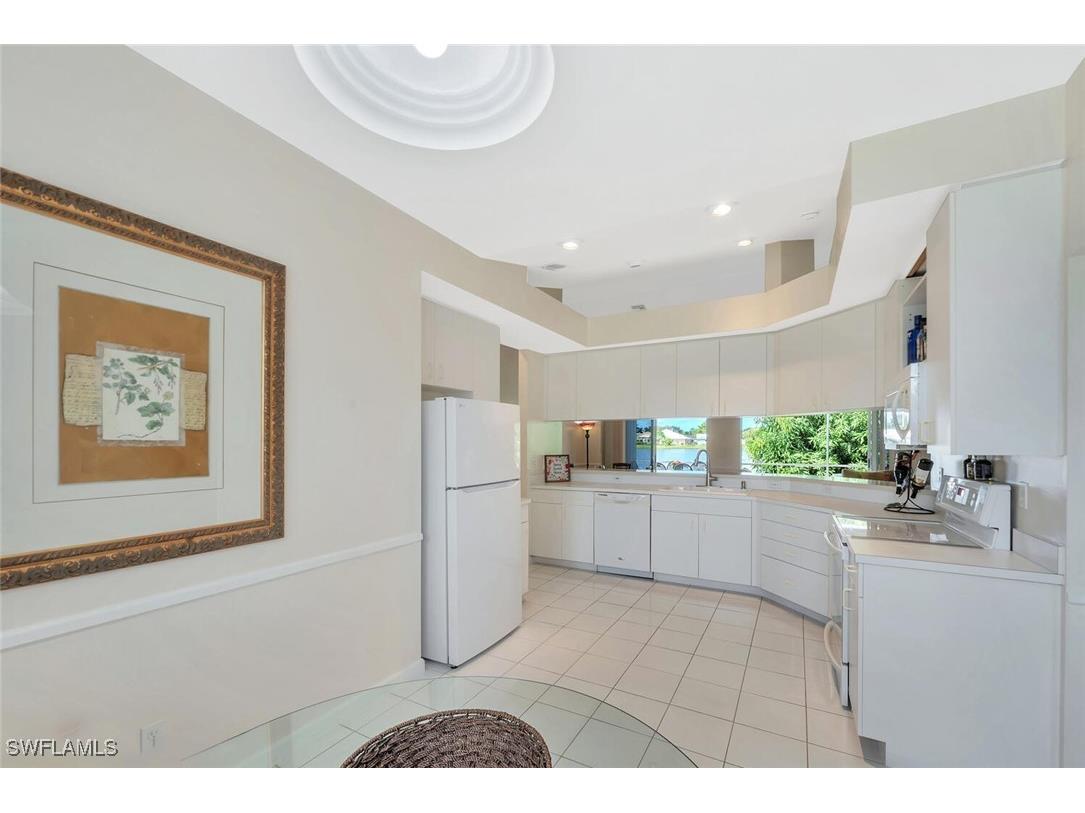 3613 Kent Drive Naples FL 34112 225074049 image12
