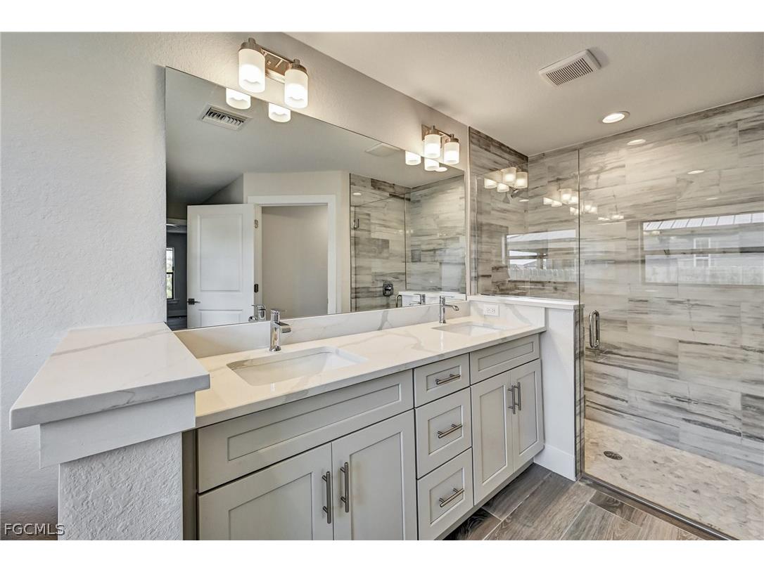 3613 NW 1st Street Cape Coral FL 33993 2026005338 image23