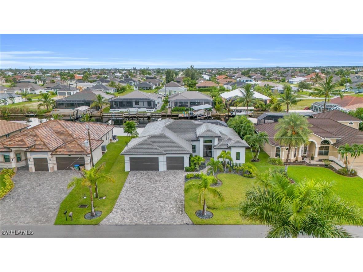 3613 NW 2nd Street Cape Coral FL 33993 224086303 image1