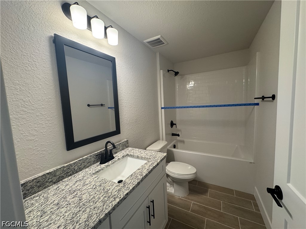 3613 NW 38th Terrace Cape Coral FL 33993 2026005549 image23