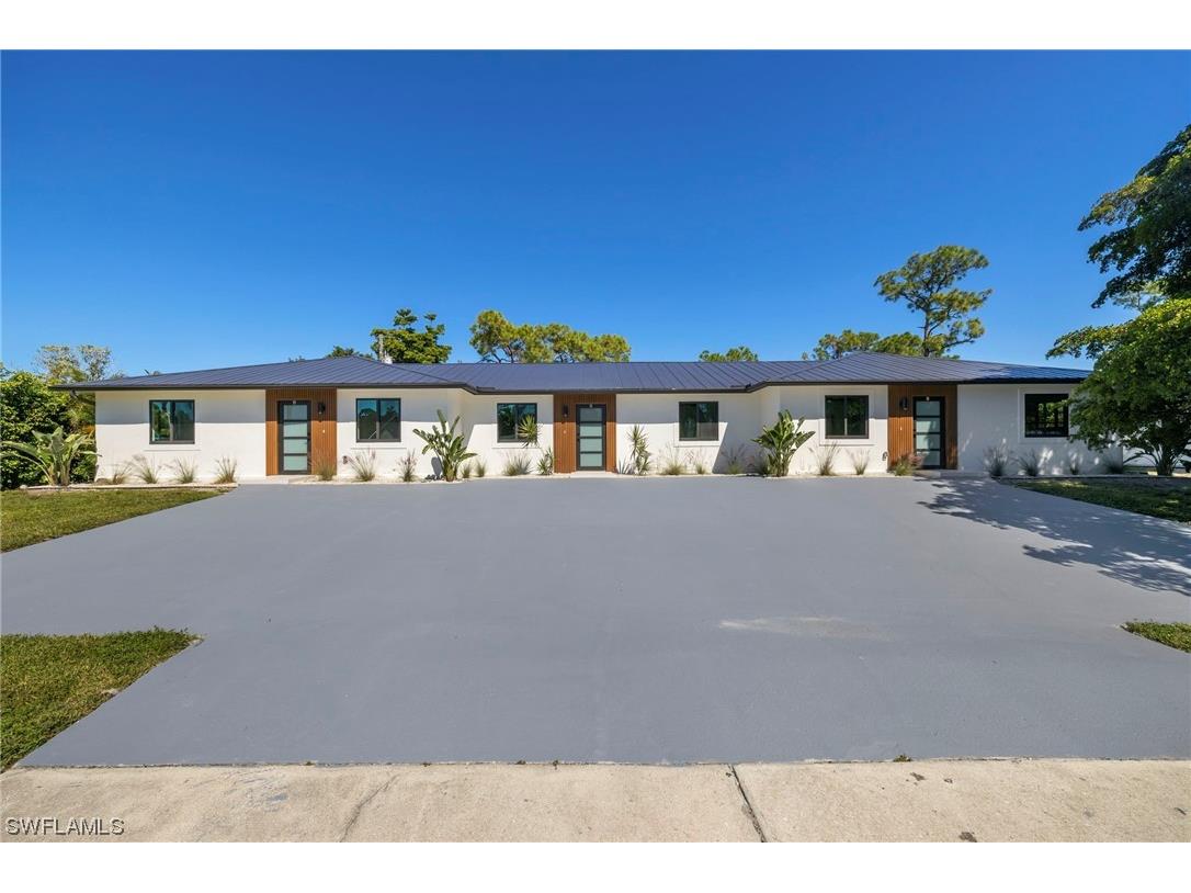 3613 Poplar Way Naples FL 34112 223077069 image1