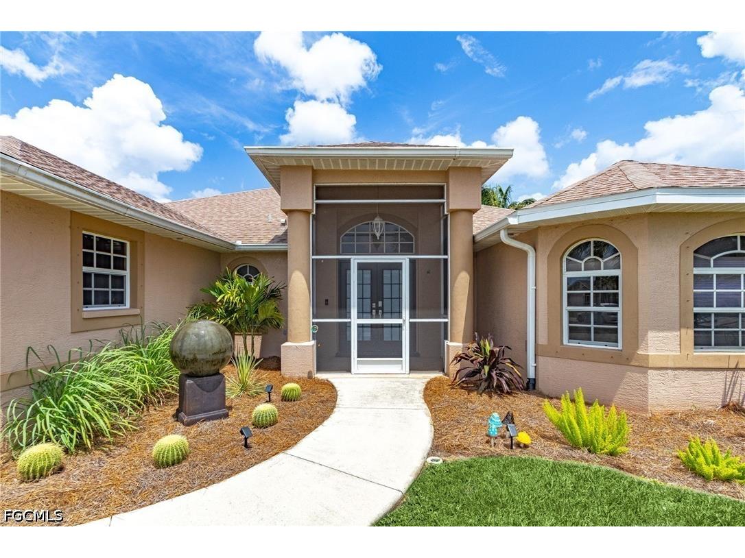 3613 SE 3rd Place Cape Coral FL 33904 2026022439 image2