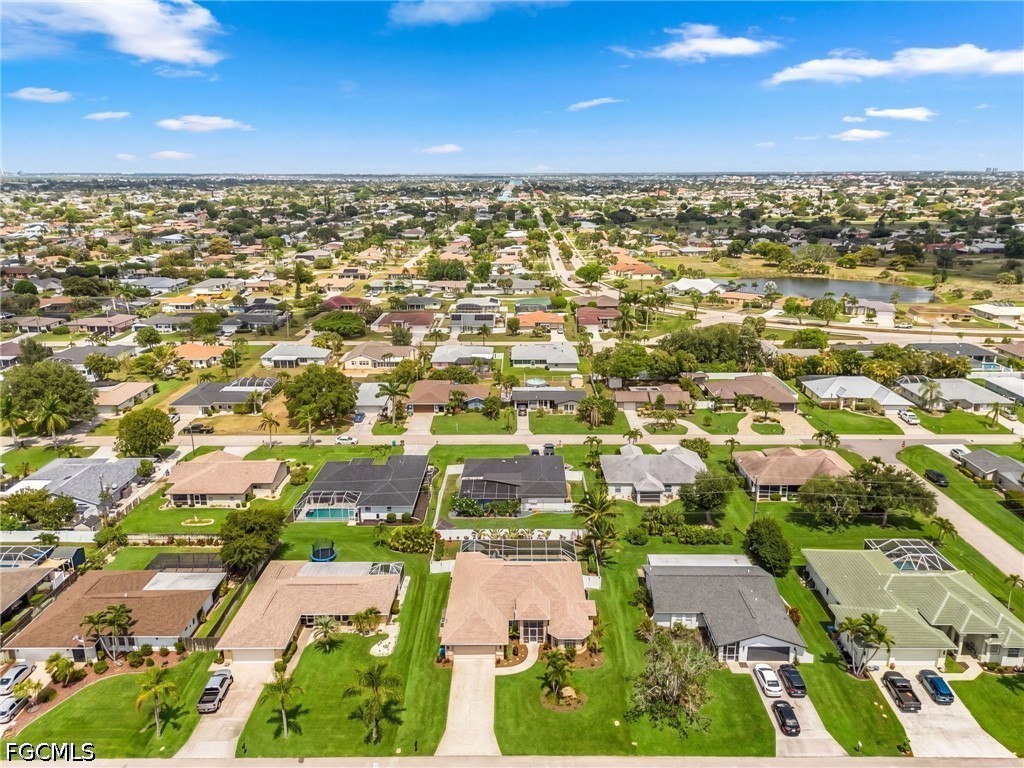 3613 SE 3rd Place Cape Coral FL 33904 2026022439 image4