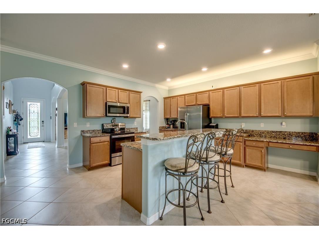 3613 Valle Santa Circle Cape Coral FL 33909 2026020191 image11