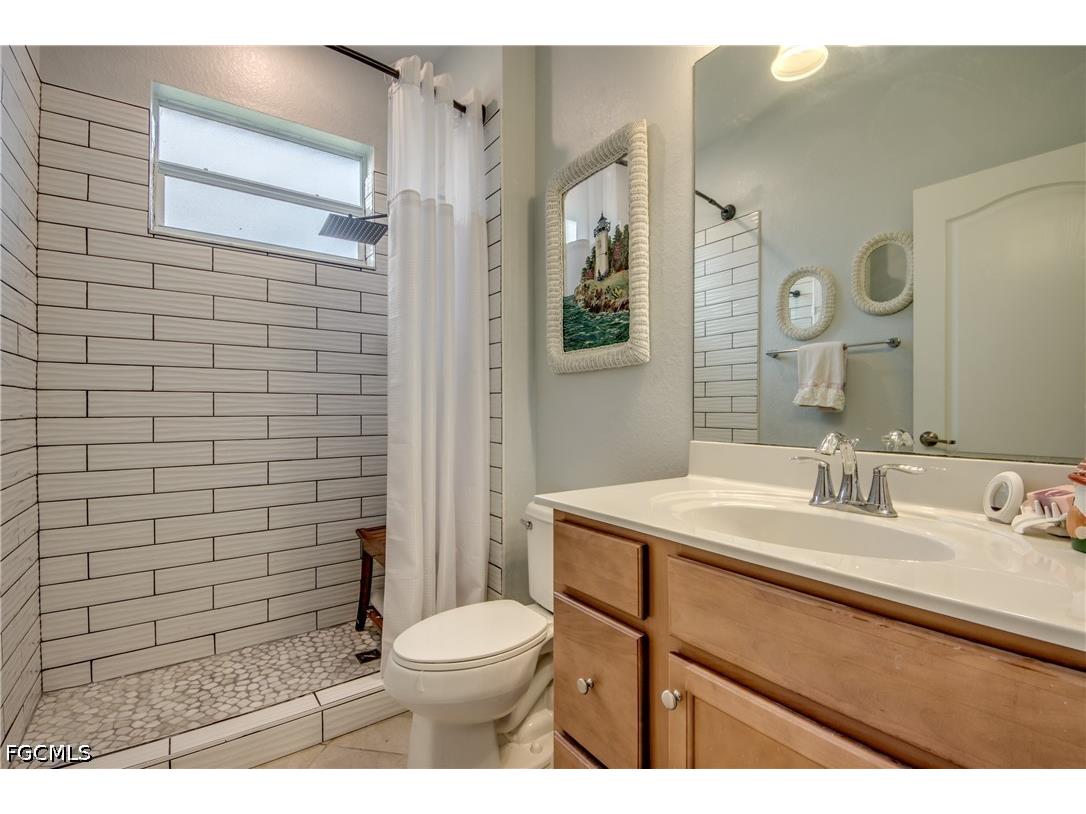 3613 Valle Santa Circle Cape Coral FL 33909 2026020191 image24