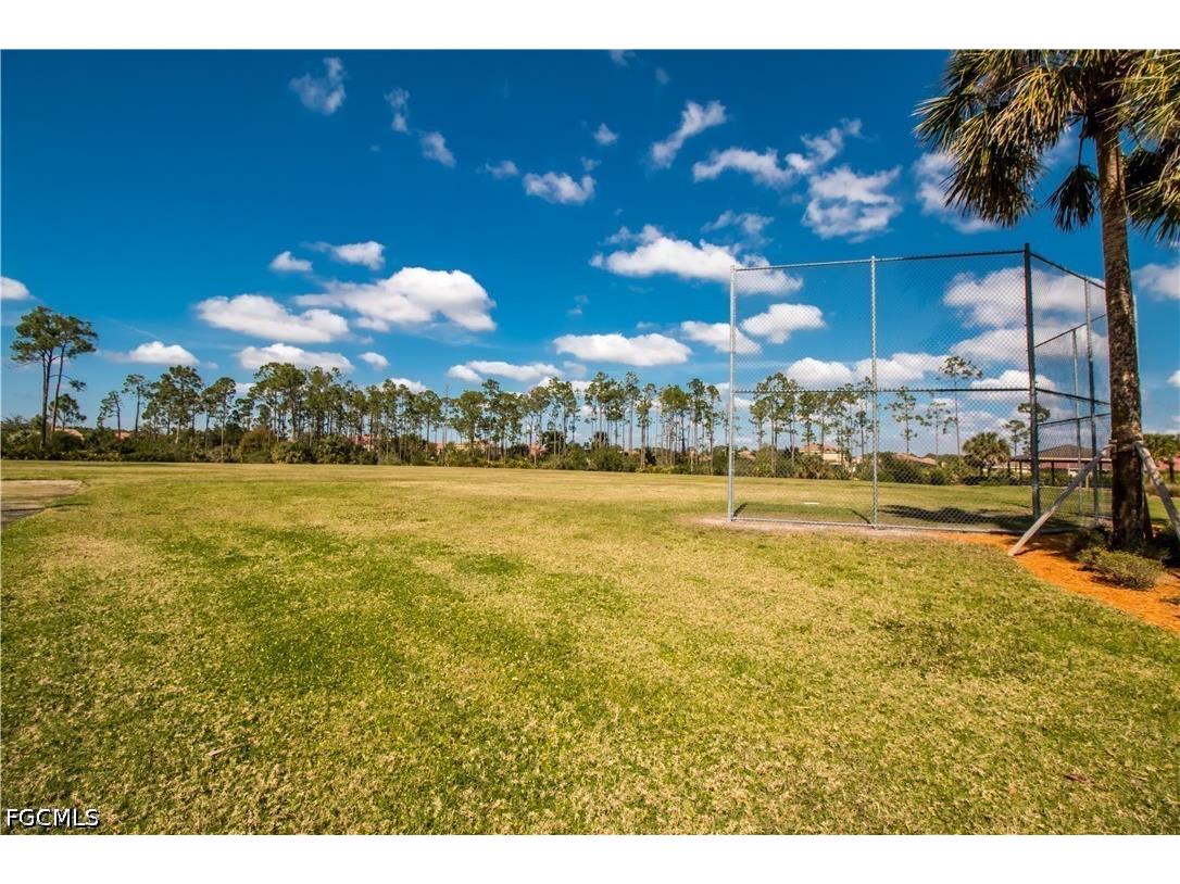 3613 Valle Santa Circle Cape Coral FL 33909 2026020191 image50
