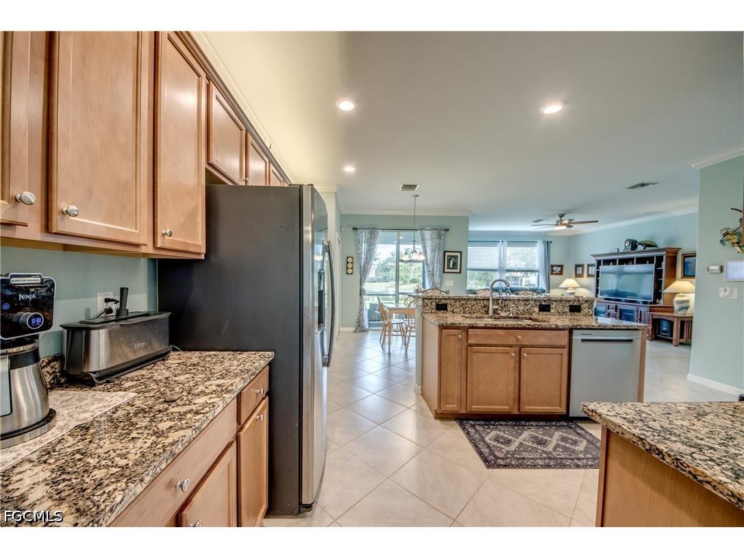 3613 Valle Santa Circle Cape Coral FL 33909 2026020191 image9