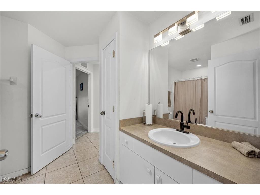 3615 4th Street SW Lehigh Acres FL 33976 2025022268 image10