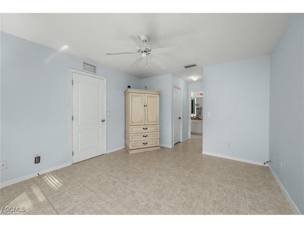 3615 4th Street SW Lehigh Acres FL 33976 2025022268 image7