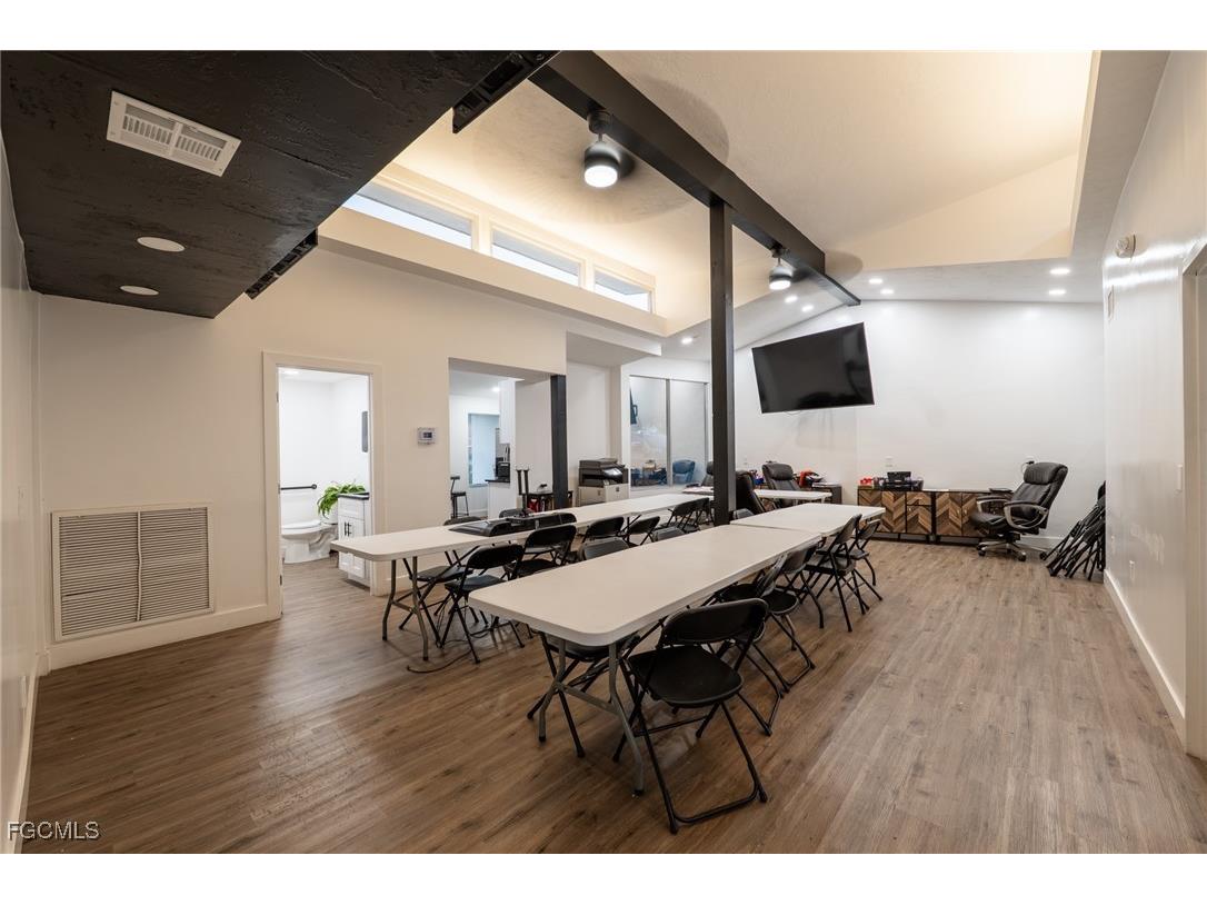 3616 Broadway Pass Fort Myers FL 33901 2025024683 image19