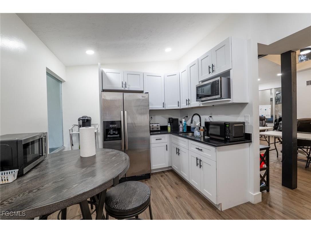 3616 Broadway Pass Fort Myers FL 33901 2025024683 image23