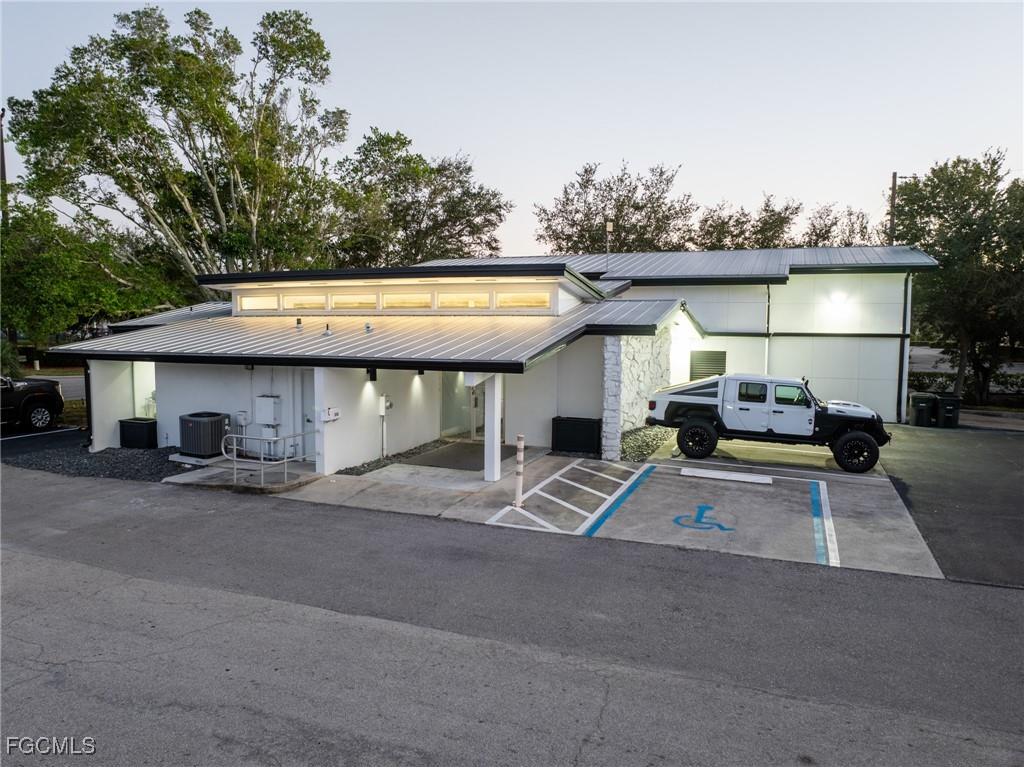 3616 Broadway Pass Fort Myers FL 33901 2025024683 image6