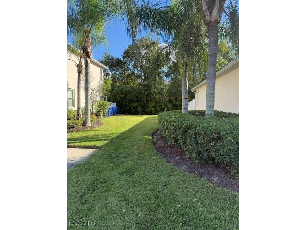 3616 Pine Oak Circle #101 Fort Myers FL 33916 2026003074 image3