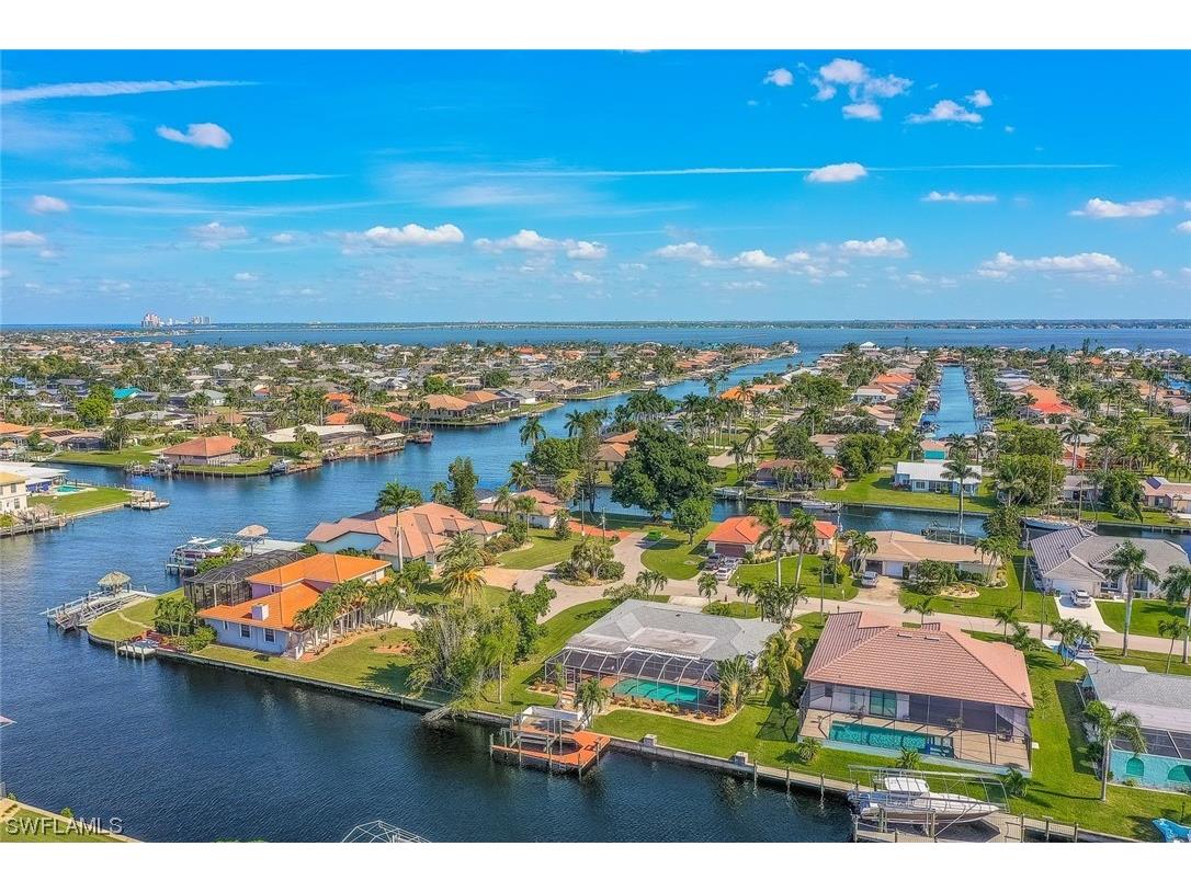 3616 SE 18th Avenue Cape Coral FL 33904 223082938 image1