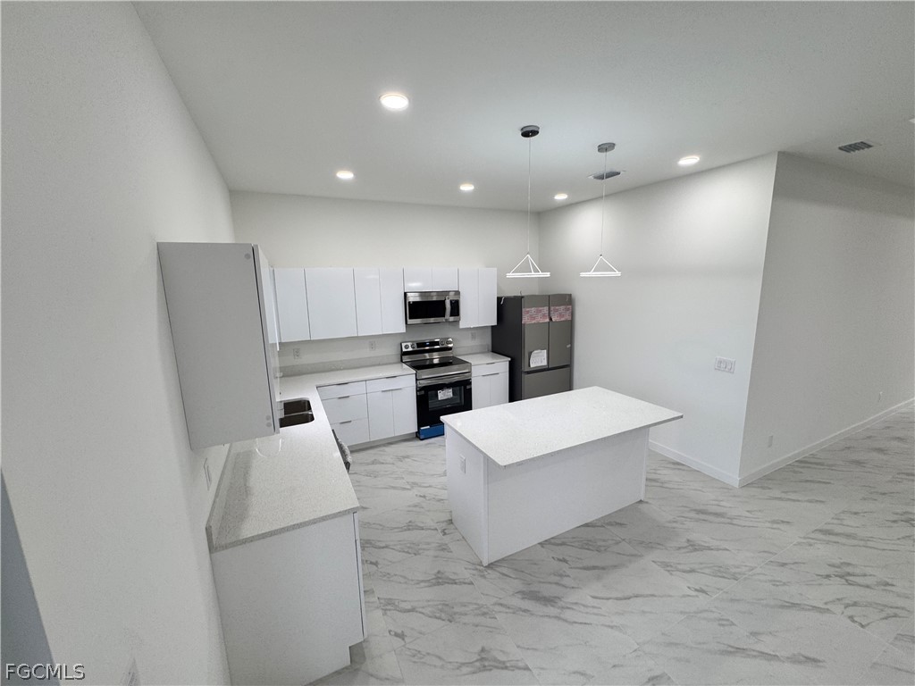 3617 NW 38th Terrace Cape Coral FL 33993 2026002128 image16